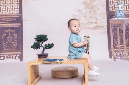 邵东宝宝几个月笑出声